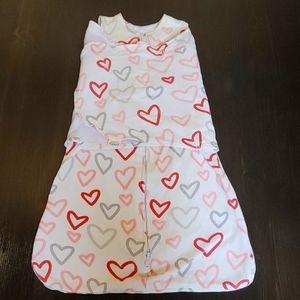 Halo sleepsack. White with red,grey and pink hearts. Size 0-24 months